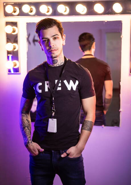 Men: Tough guy Dex Parker and canadian twink Marco Bianchi in hot ass fuck action