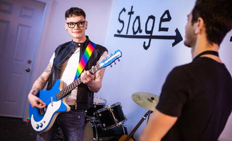 Il duro Dex Parker e il ragazzo canadese Marco Bianchi in una bollente azione di sesso anale