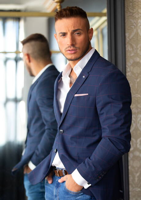 Spanish tough guy Klein Kerr and stud Rico Vega in hot ass fuck action