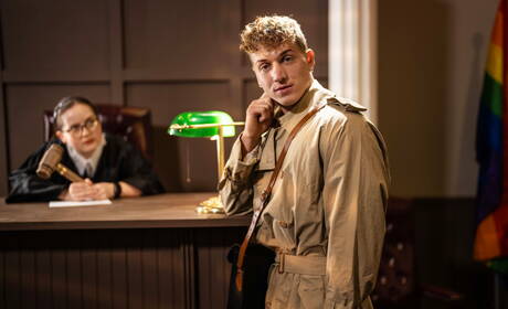 Il francese Chris Damned e il super stallone americano Felix Fox in un duro sesso anale