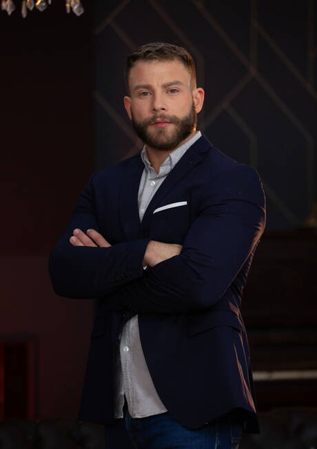 Le culturiste espagnol Diego Reyes et le costaud espagnol Manuel Reyes dans une sodomie torride