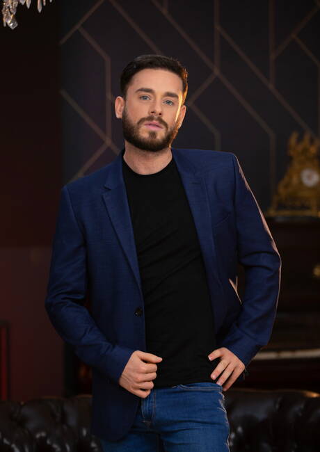 Le culturiste espagnol Diego Reyes et le costaud espagnol Manuel Reyes dans une sodomie torride