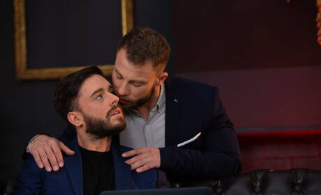 Le culturiste espagnol Diego Reyes et le costaud espagnol Manuel Reyes dans une sodomie torride