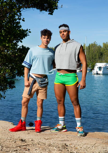 Der rumänische Superhengst Kaleb Stryker und der amerikanische Hengst Jay Seabrook haben heißen Analsex im Freien