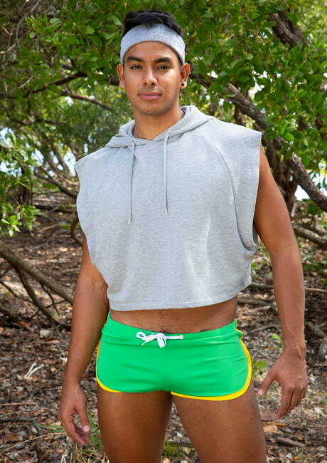 Der rumänische Superhengst Kaleb Stryker und der amerikanische Hengst Jay Seabrook haben heißen Analsex im Freien