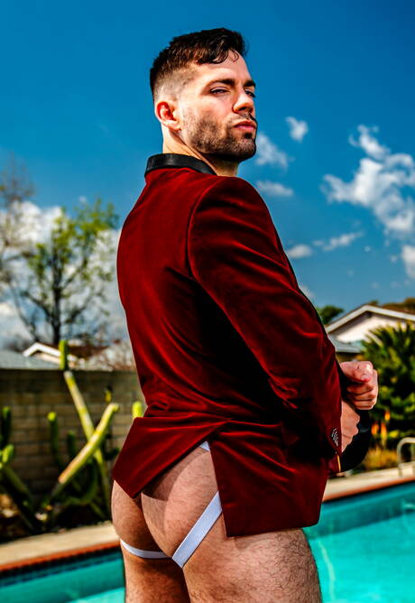 Hübsche amerikanische Jungs, starker Bulle Joseph Castlian und Otter Julian Brady haben sich am Pool gegenseitig geknallt