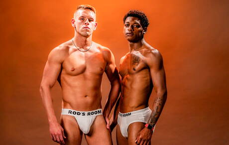 Two american boys muscular Ty Santana and bodybuilder Shane Cook in interracial love outdoor