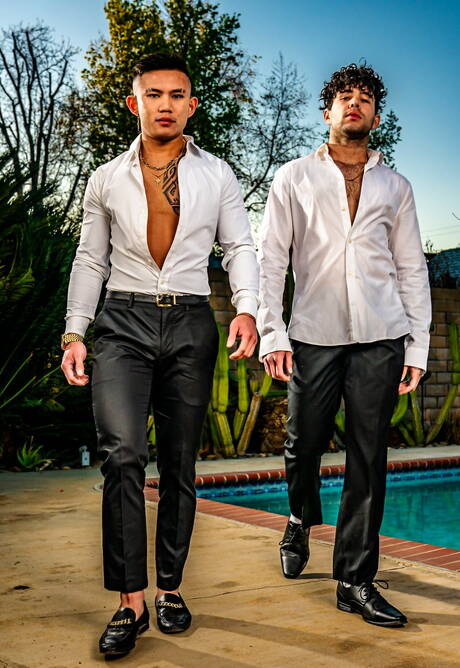 Heiße amerikanische Jungs Superhengst Damien Cruz und Bull Joseph Castlian zeigt einen starken Körper am Pool