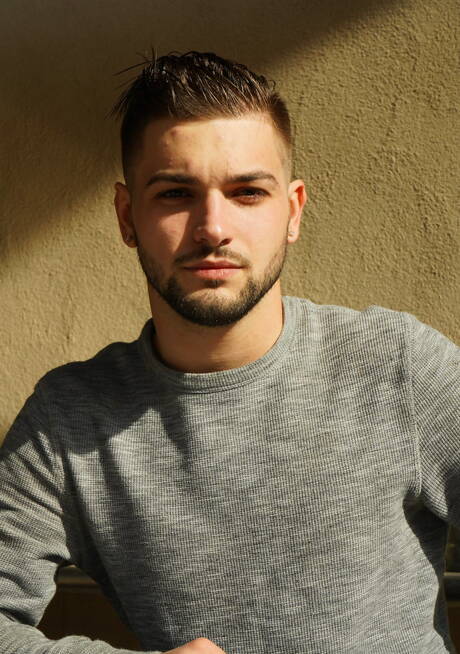 Johnny Rapid: Sexy americans, husky guy Johnny Rapid and beautiful boy Vinny Blackwood drilling an ass outside