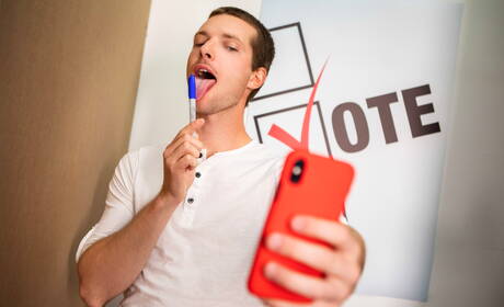 Der kanadische Superhengst Gabriel Clark und der kanadische Twink Benjamin Blue ficken nach dem Blowjob