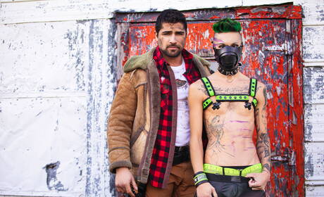 Il forte toro canadese Ryan Bones e Charly Willinsky in un