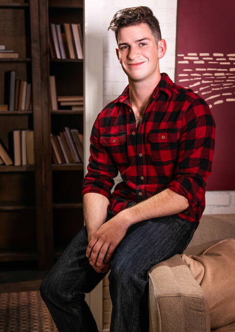 Dante Colle, Pierce Paris, Archie e Chris Damned nella serie Social Dickstancing