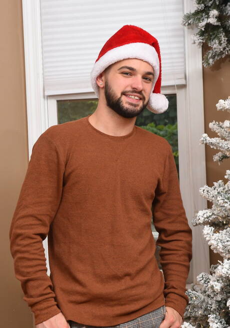 Nice american buddies well-built Johnny Rapid and husky guy Jay Tee fuck ass after sucking cock