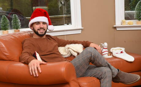 Les sympathiques copains américains Johnny Rapid et le costaud Jay Tee baisent le cul après avoir sucé une bite