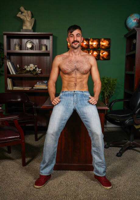 Johnny Rapid: Hot guys Johnny Rapid, Tom Bentley and Mason Lear in hot groupsex