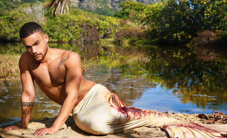 Hot american guys strong bull Matthew Camp and well-built Beaux Banks in black on white sex outdoor