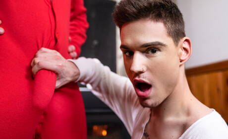 加拿大肌肉男Thyle Knoxx和俄羅斯帥哥Lev Ivankov上演火熱的同性戀場景