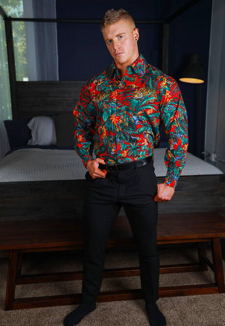 Next Door Studios: Alex Tanner and american tough guy David Skylar sucking and screwing each other