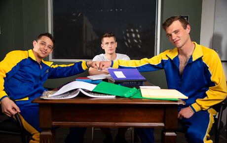 Nasty boys Scott Finn, Trevor Harris and Kyle Wyncrest in hot 3some anal sex