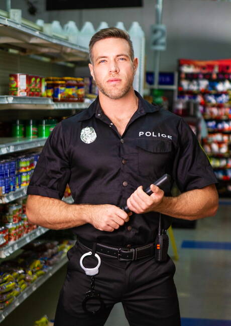 Nice american guys well-built Paul Canon and hunky guy Alex Mecum fuck ass after blowjob