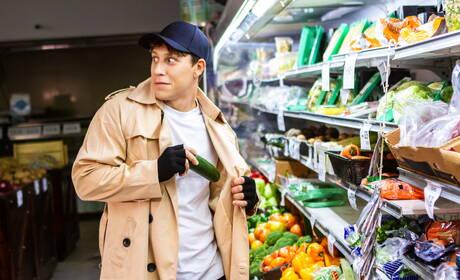 Mili amerykańscy faceci, dobrze zbudowani Paul Canon i przystojny Alex Mecum ruchają się w dupę po obciąganie