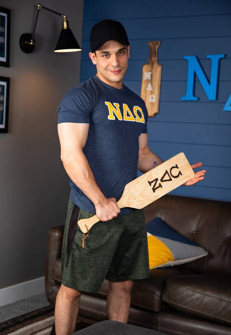 Next Door Studios: Hot americans, husky guy Carter Woods and hairy stud Andrew Miller in hot homosexual scene