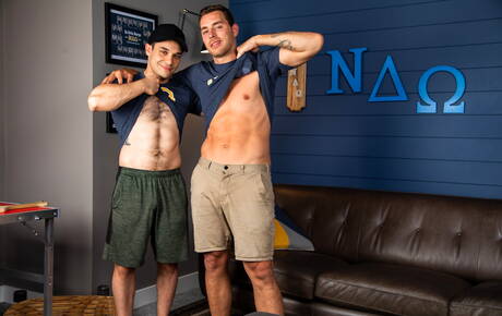 Hot americans, husky guy Carter Woods and hairy stud Andrew Miller in hot homosexual scene