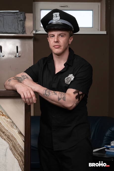 Due ragazzi cechi, il muscoloso Ondra Welik e il muscoloso Simon Best, in un