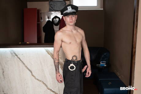 Due ragazzi cechi, il muscoloso Ondra Welik e il muscoloso Simon Best, in un