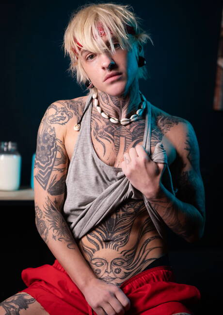 Bromo: Canadian superstud Bo Sinn and beefy Austin Spears in hot anal sex