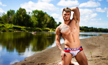 Der kanadische Muskelprotz William Seed und der amerikanische Schönling Ian Greene bei heißer Arschfick-Action am Pool