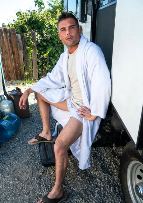 Pretty american boys husky guy Lance Hart and beefcake Dante Colle in hot homosexual action outside