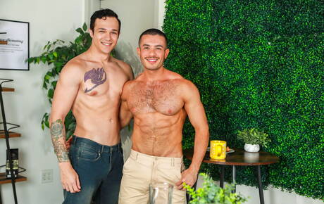 Next Door Studios: 미국 핫 트윙크 제이든 마르코스와 근육질 디에고 대니얼스가 섹스를 했다