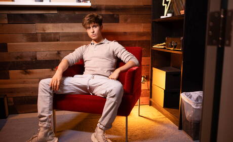 French otter Olivier Robert and american young dude Cody Viper sucking and screwing each other