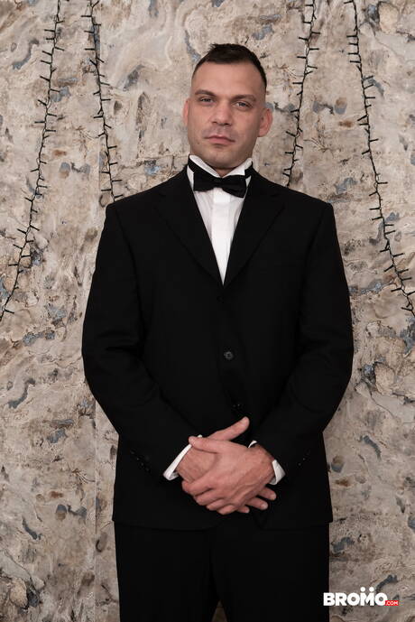 Bromo: Die tschechischen Pornostars Denny Chris (muskulös) und Simon Best (kräftig) haben es miteinander getrieben