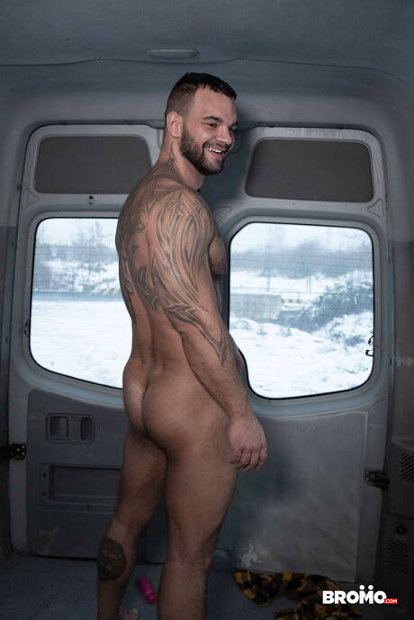 Two czech boys twink Josh Cavalin and muscular Ivo Kerk in hot homosexual action outdoor