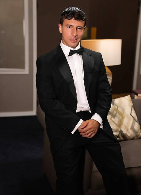 Hot Aften Opal、Theo Brady 和 Reese Rideout 享受雙性戀的快感