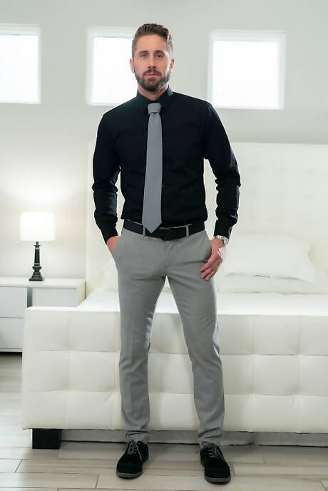 Why Not Bi: Sexy friends Lauren Phillips, Wesley Woods and Wolf Hudson in bisexual sex scene