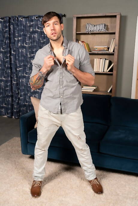 Isabella Nice, Buck Richards et Jeff Powers dans un plan à trois bisexuel