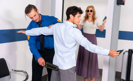 Il trio bollente Ella Nova, Kaleb Stryker e Donte Thick in un trio bisessuale