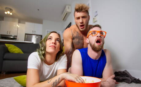 Hot trio Brind Love, Thyle Knoxx and William Seed have a threesome bi pleasure