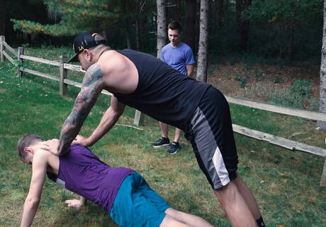 Famous americans, well-built Dolf Dietrich and superstud Ian Levine in hot homosexual action in bath