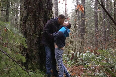 American stars strongman Legrand Wolf and twink Felix Maze drilling an ass outside