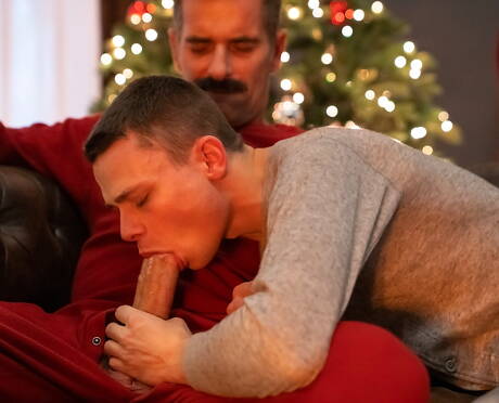 Americanos famosos, o super garanhão Mitch Cox e o jovem Austin Young fodendo uma bunda