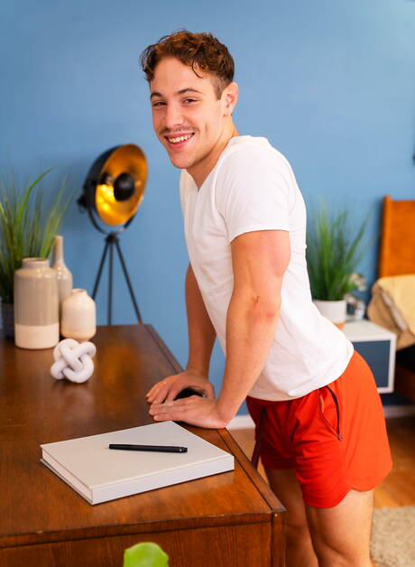 Daniel en de sterke Amerikaanse stier Kyle Fletcher in een hete kontneuk