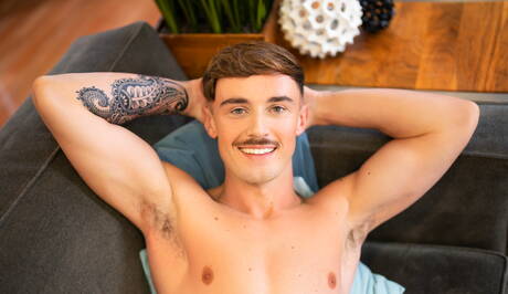 Amerykański przystojniak Manny i przystojniak Phoenix uprawiają dobry seks