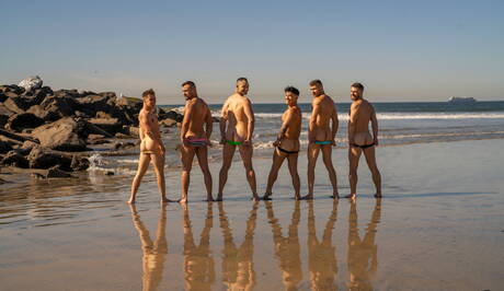 Lan, Josh, Devy, Kyle Fletcher, JC, Liam w gorącym seksie na plaży