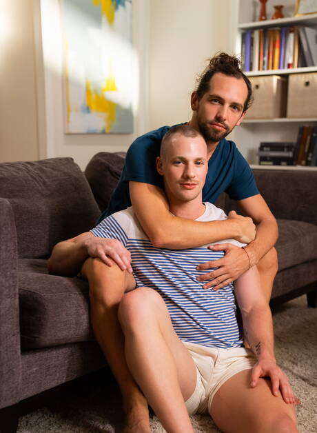 Il ragazzo muscoloso Jaxon Kingston e il muscoloso Evan si sono scopati a vicenda