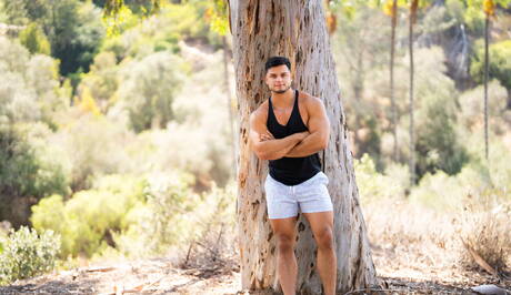 Beefy Shawn Brooks and husky guy Axel Rockham in hot ass fuck action outdoor