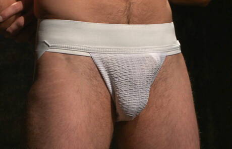 American hairy stud Abel Archer loves bondage